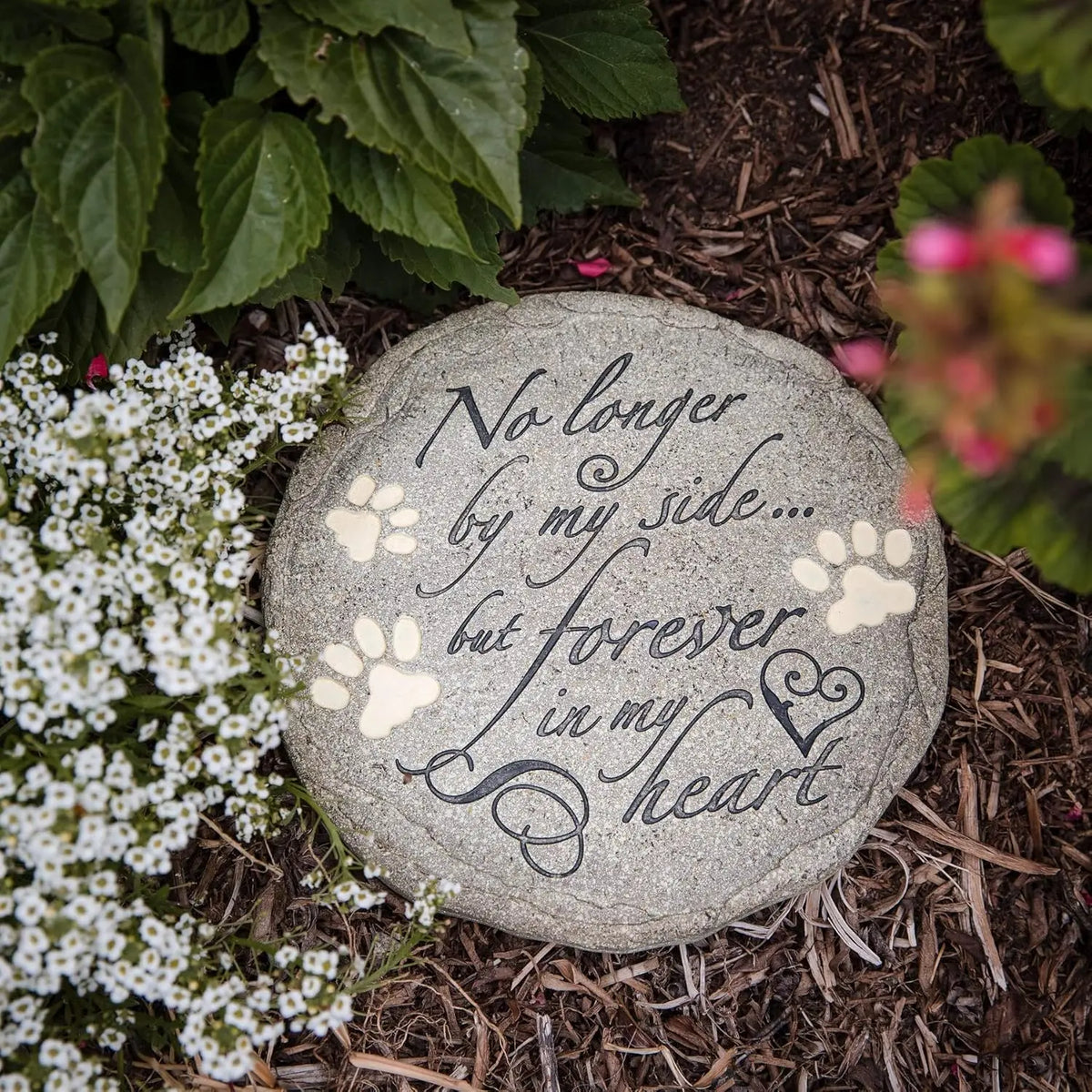 Pet Memorial Stone for Cats and Dogs Weatherproof Outdoor Tribute