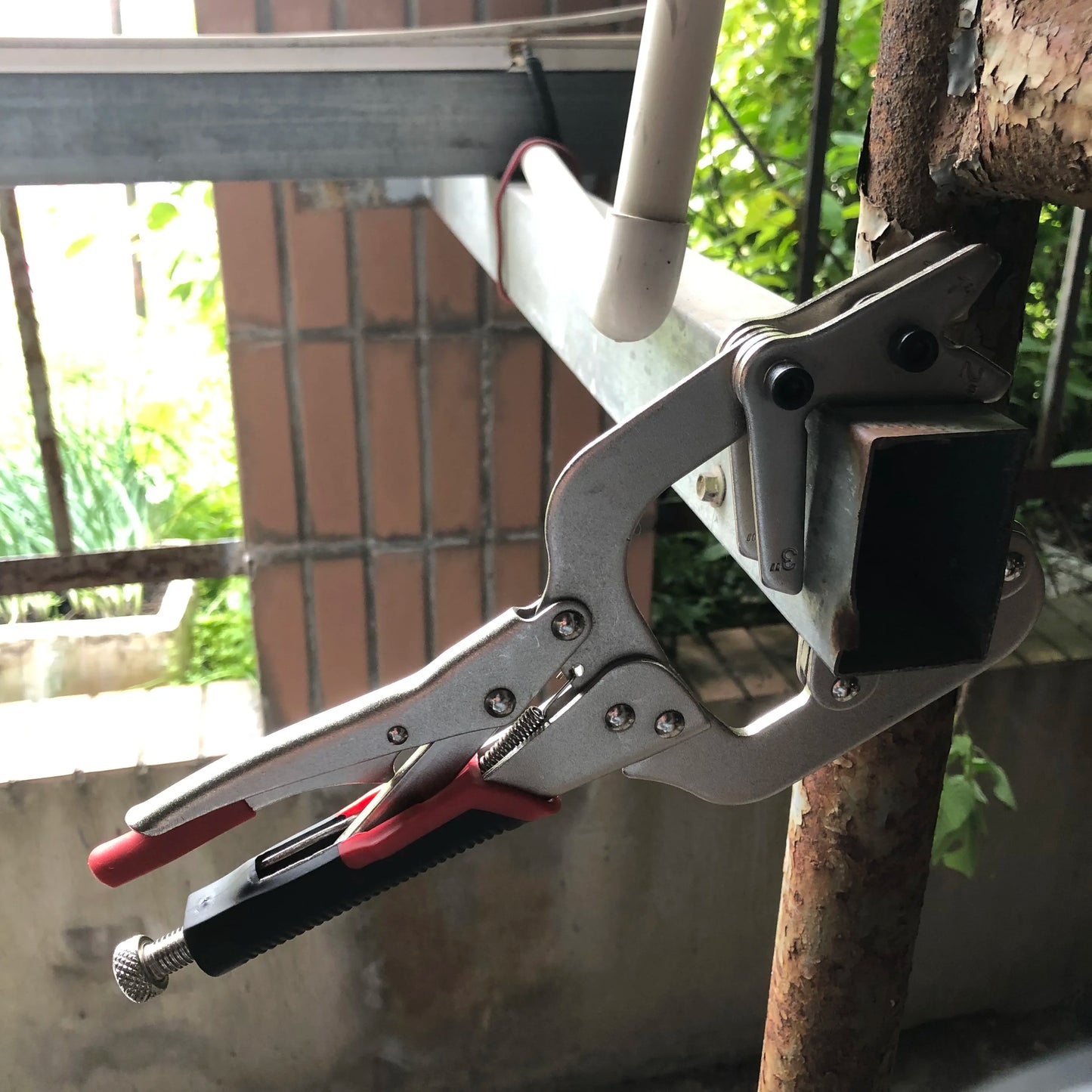 Goswift Heavy Duty Locking Pliers With Swivel Tips For Home Use