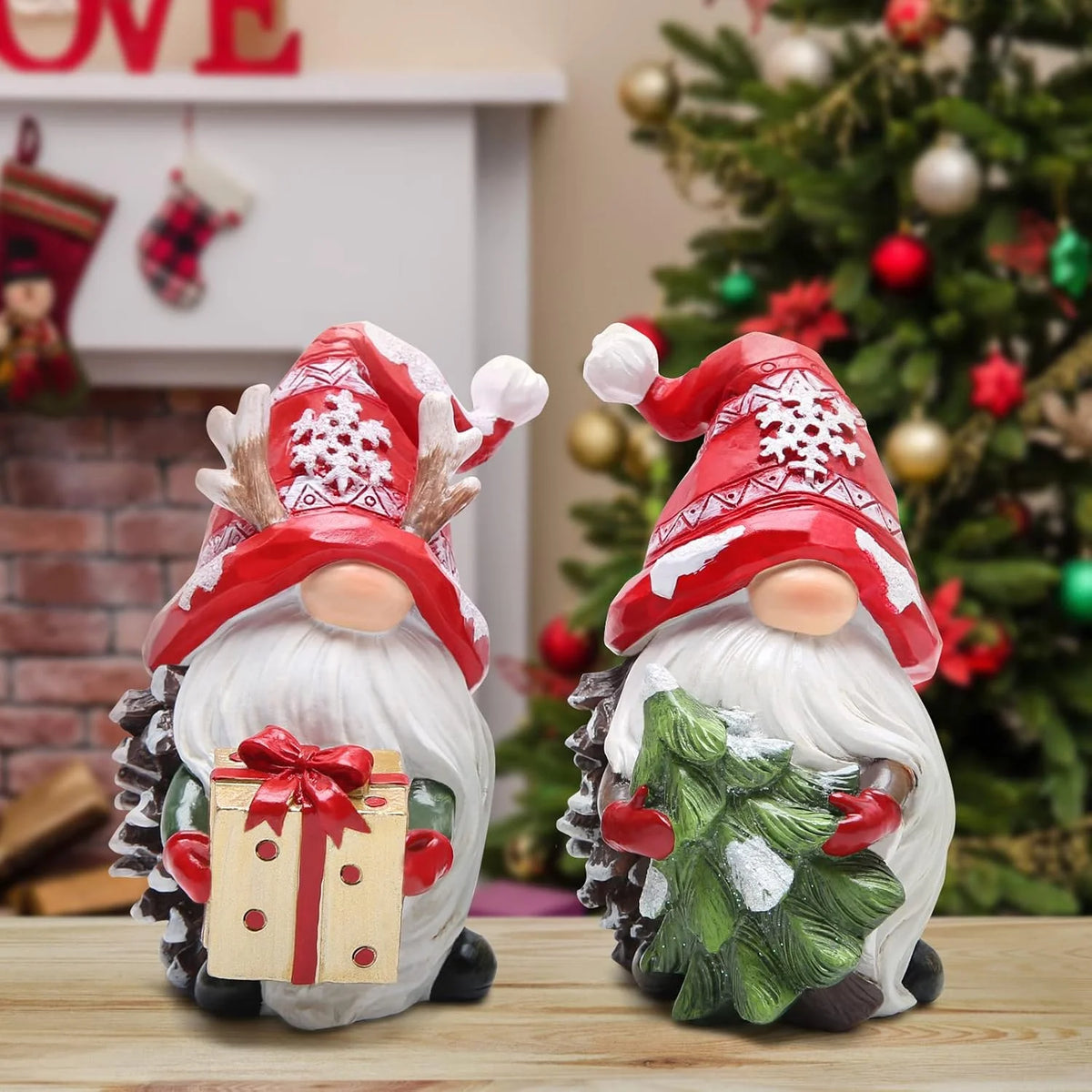 Hodao Nordic Resin Christmas Gnome Figurine Set Tabletop Decor
