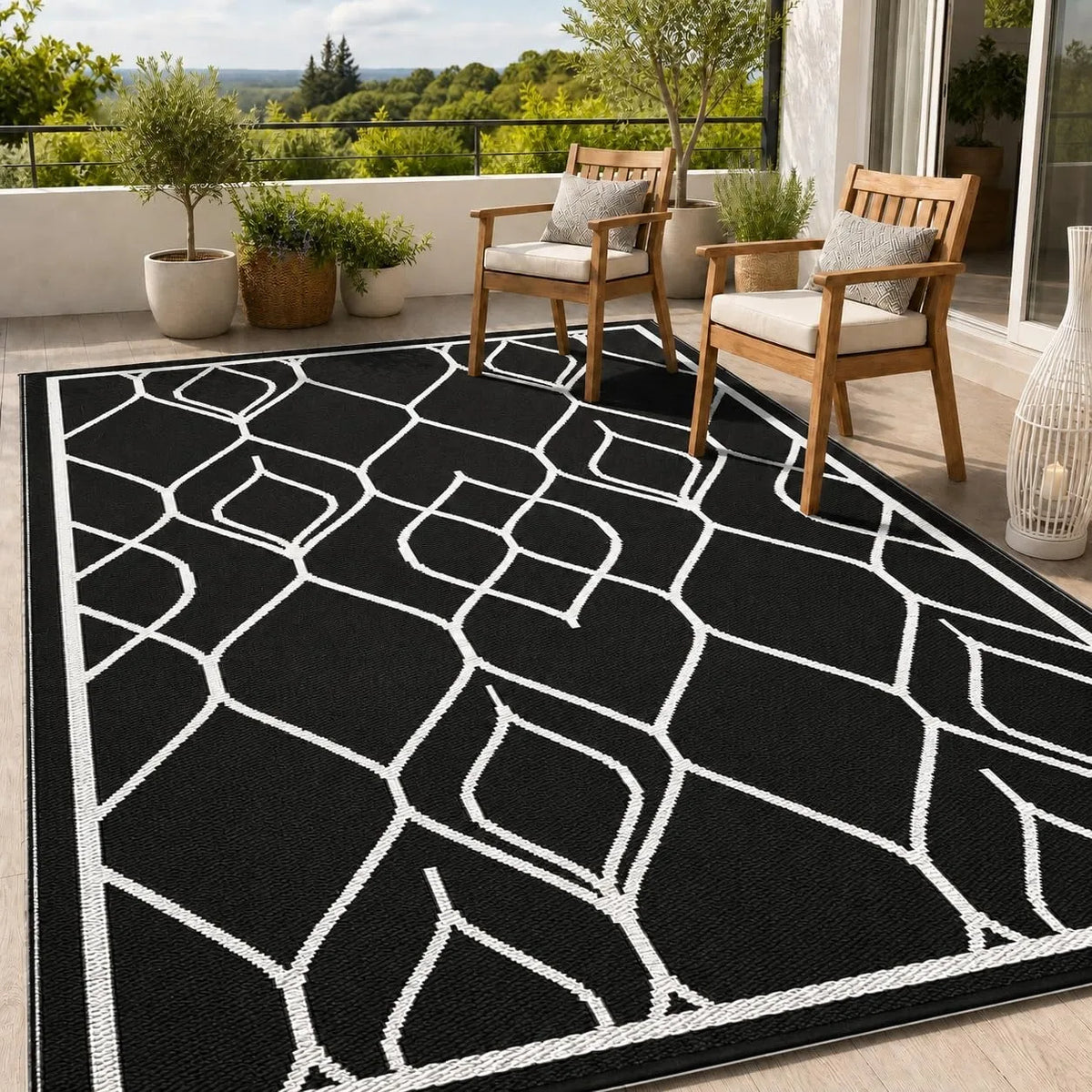 Waterproof Reversible Plastic Straw Patio Rug With Quick Dry Design