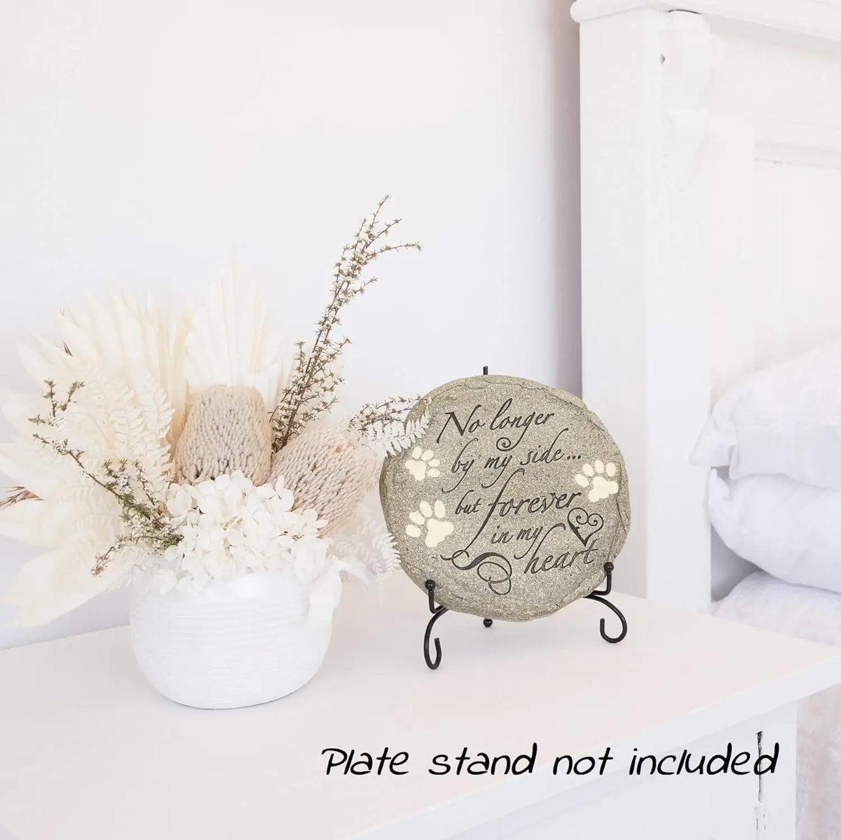 Pet Memorial Stone for Cats and Dogs Weatherproof Outdoor Tribute