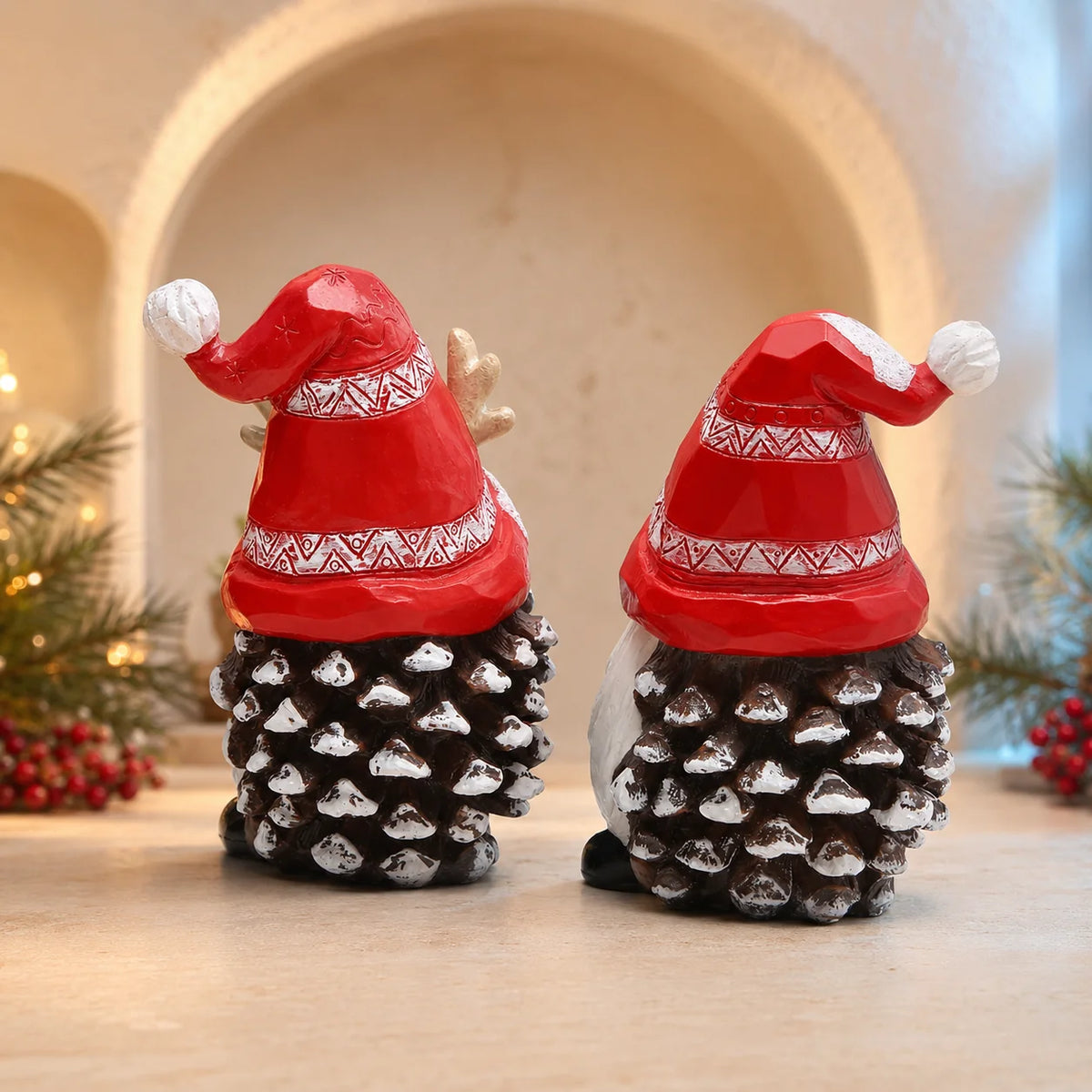 Hodao Nordic Resin Christmas Gnome Figurine Set Tabletop Decor