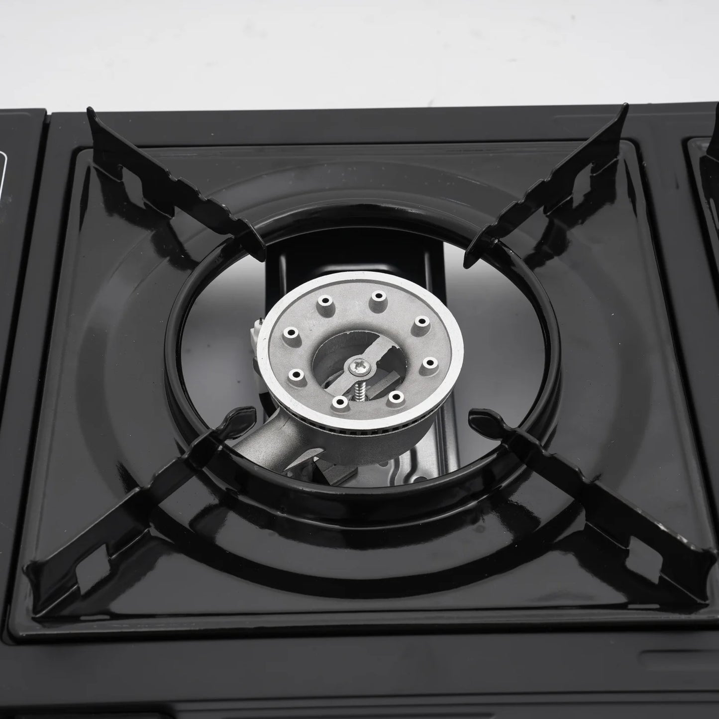 2 Burner Portable Camping Gas Stove 2500W Per Burner Dual Independent Control Knob Built-In Overpressure Safety Valve Dual Fuel Compatible Anti-Slip Feet With Carry Bag Outdoor Cooker For Picnic Yard Party RV Camping Cooking
