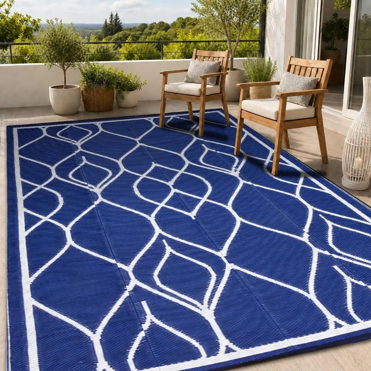 Waterproof Reversible Plastic Straw Patio Rug With Quick Dry Design